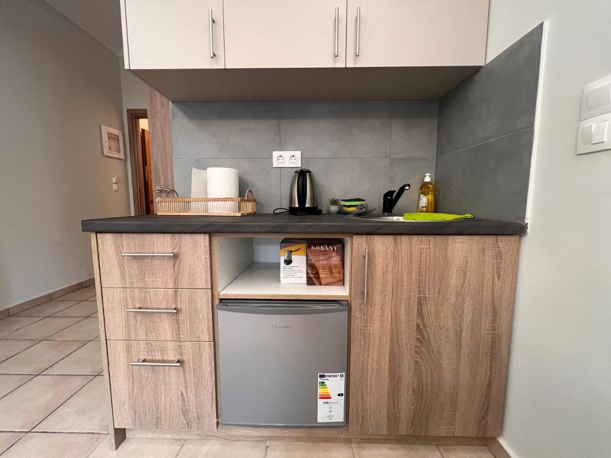 אתונה Wsd Rizari Apartment Hotel מראה חיצוני תמונה